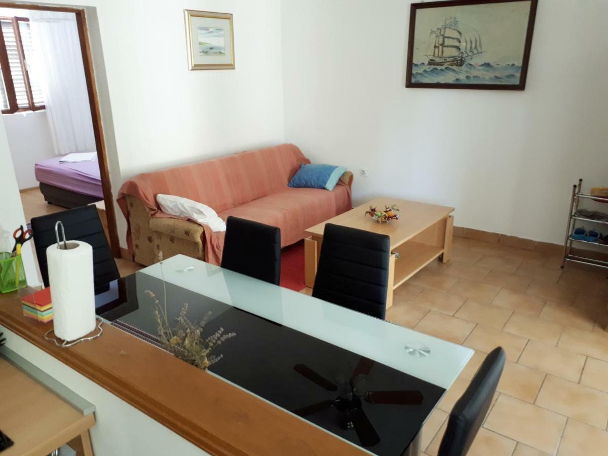 Apartman Fox Apartment Pirovac Luaran gambar