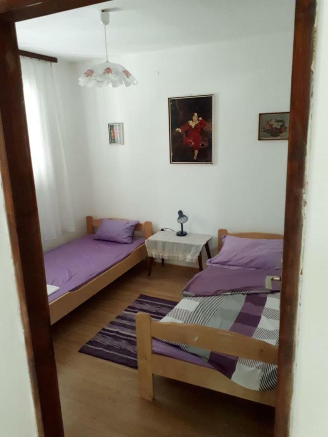 Apartman Fox Apartment Pirovac Luaran gambar